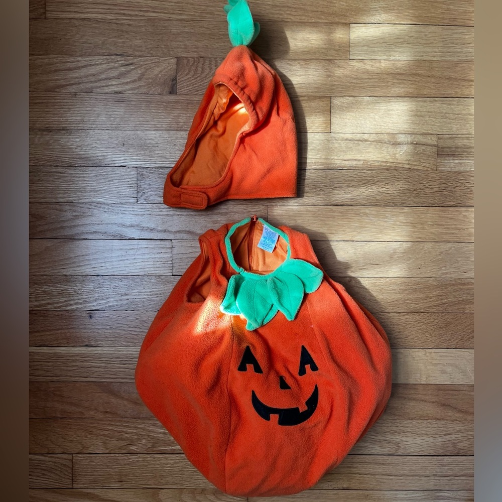 Pumpkin costume - 18-24 months